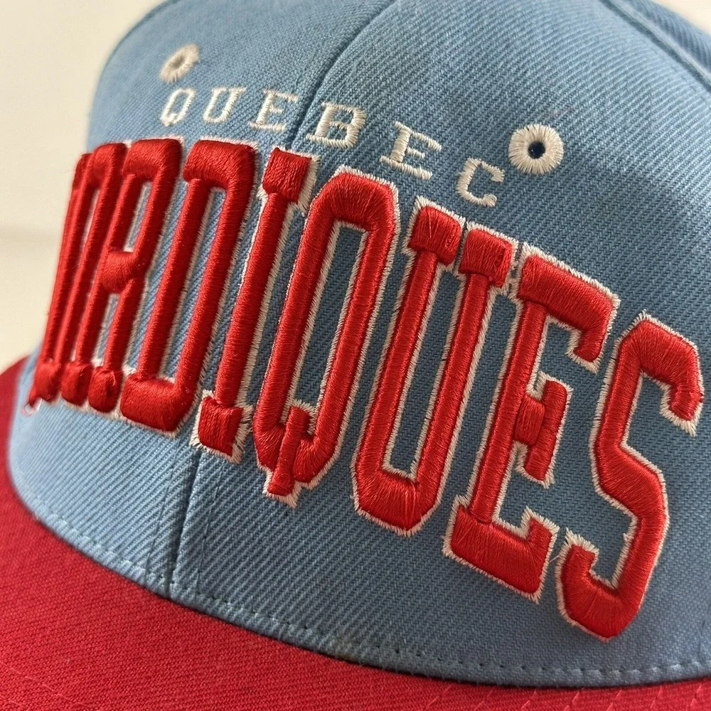 Zephyr nordiques embroidered